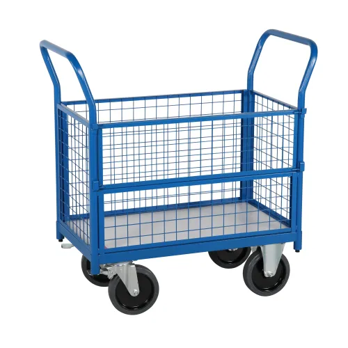 Robusten in močan voziček z vrati