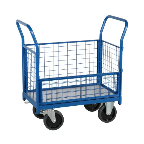 Robusten in močan voziček z vrati