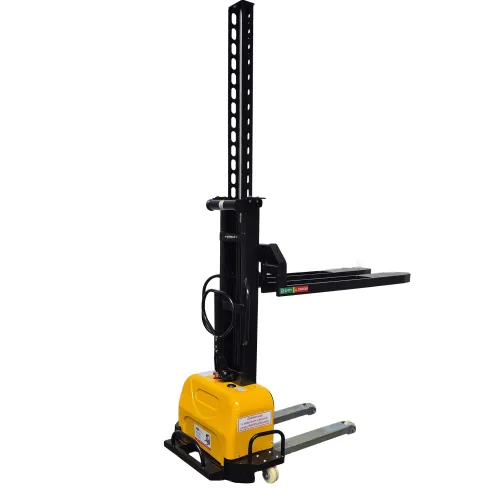 Samonakladalni viličar CDD-I 700 kg